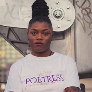 Meet your Posher, Poetress